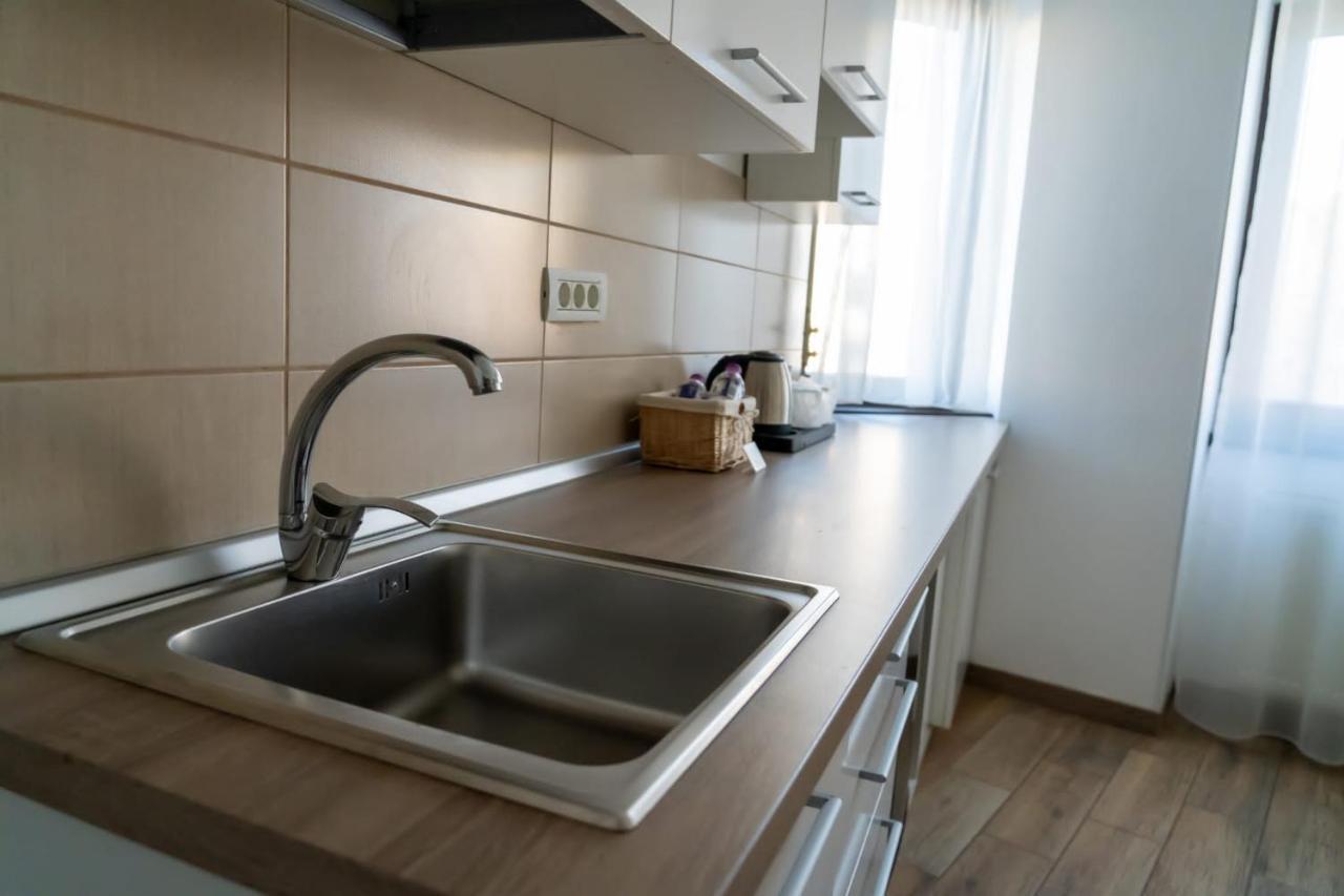 Avenue Parliament Old Town - Avenue 3*