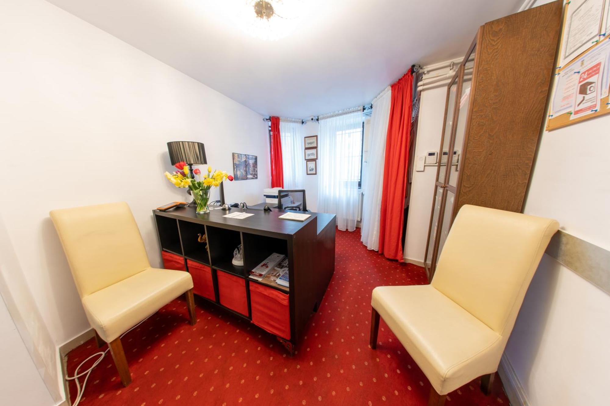 Avenue Parliament Old Town - Avenue 3* Bucarest